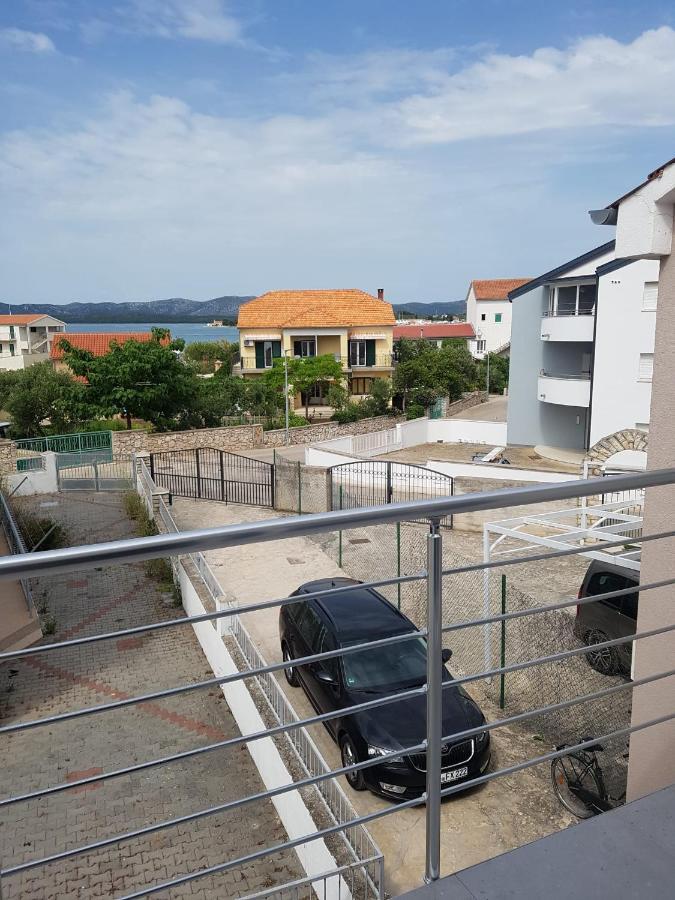 Apartmani Tamaris Murter Zewnętrze zdjęcie